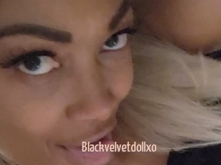 Blackvelvetdollxo