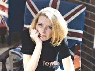 Foxyellie